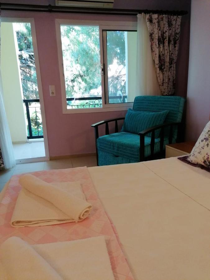 Maviev Otel Çeşme Exterior foto