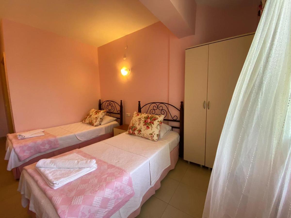 Maviev Otel Çeşme Exterior foto