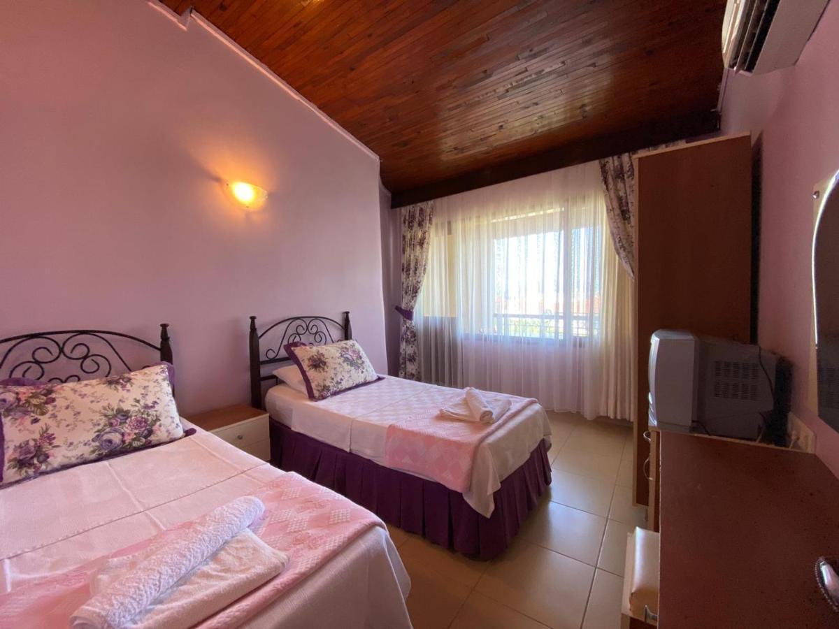 Maviev Otel Çeşme Exterior foto